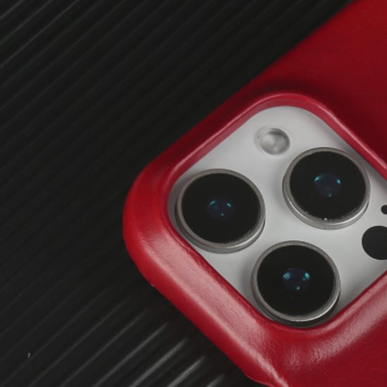 iPhone 16 Pro Leather Case with MagSafe - Red | Product video